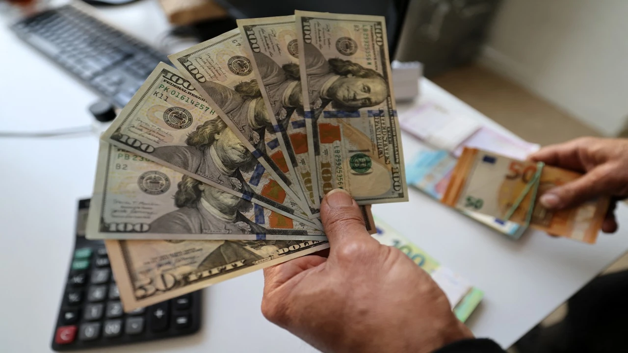 الاحتياطي الفيدرالي.. قفزة جديدة في سعر الدولار بعد ترشيح كيفن وارش لرئاسته